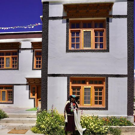 Guru View Home Stay Padam Ngoại thất bức ảnh