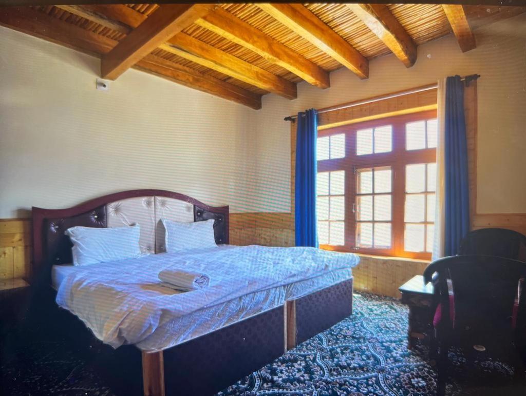 Guru View Home Stay Padam Ngoại thất bức ảnh