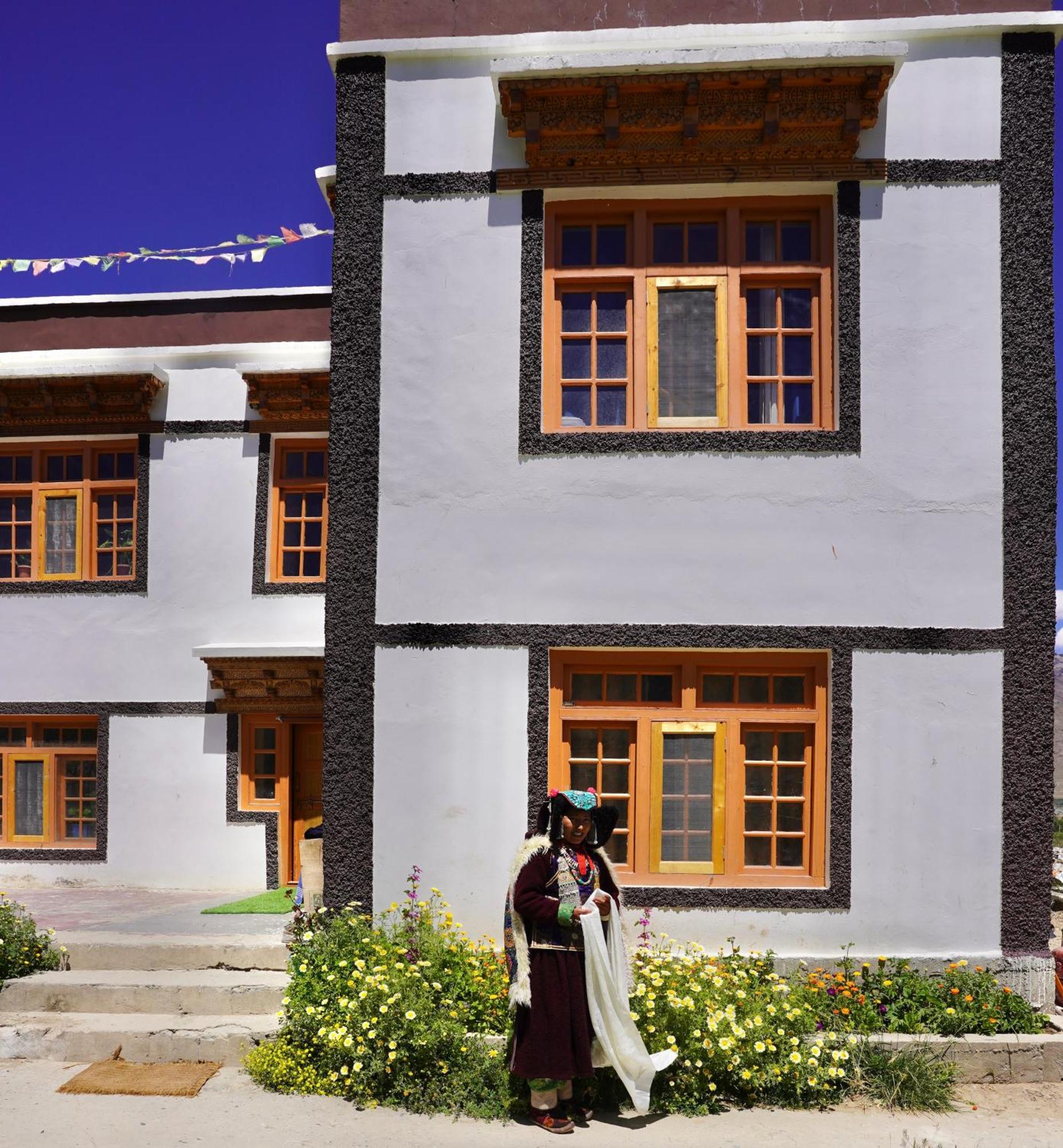Guru View Home Stay Padam Ngoại thất bức ảnh